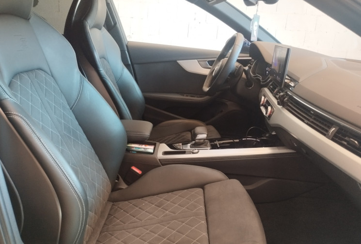 Audi A4 Avant 35 TFSI 150 S tronic 7 Competition + ATTELAGE + TOIT OUVRANT