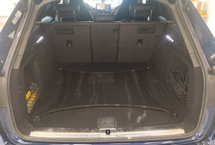 Audi A4 Avant 35 TFSI 150 S tronic 7 Competition + ATTELAGE + TOIT OUVRANT