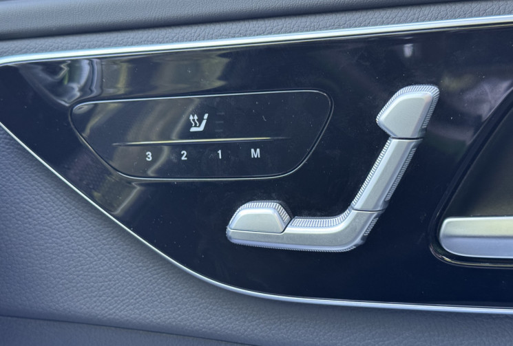Mercedes Classe C 220 d AMG Line 2.0 200 EQ Boost 9G-TRONIC / Toutes Options / Toit ouvrant / UHD