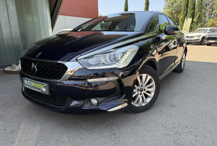 DS DS5 1.6 Blue HDi 120 cv So Chic / suivi d’entretiens