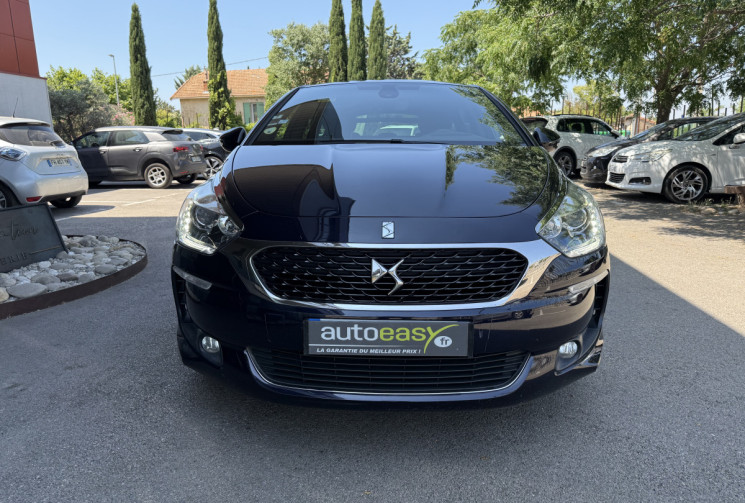 DS DS5 1.6 Blue HDi 120 cv So Chic / suivi d’entretiens