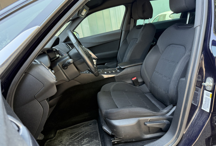 DS DS5 1.6 Blue HDi 120 cv So Chic / suivi d’entretiens