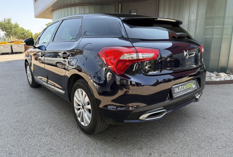 DS DS5 1.6 Blue HDi 120 cv So Chic / suivi d’entretiens