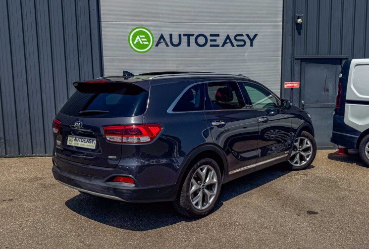 Kia SORENTO 7 places 2.2 CRDI 200 cv ISG ULTIMATE 4X4 4WD BVA Toit ouvrant Caméra CarPlay Cuir