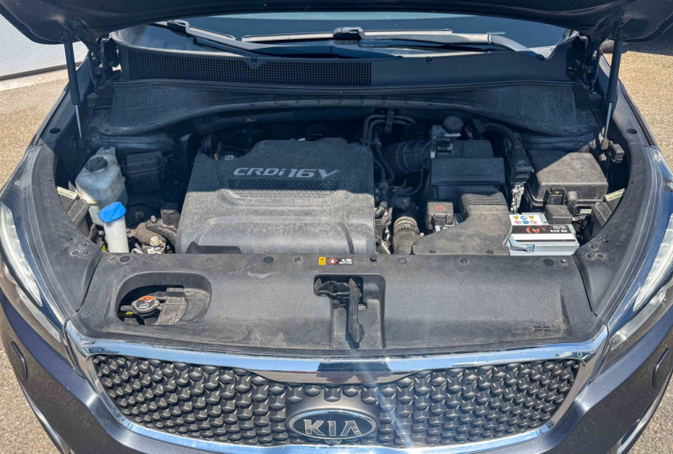 Kia SORENTO 7 places 2.2 CRDI 200 cv ISG ULTIMATE 4X4 4WD BVA Toit ouvrant Caméra CarPlay Cuir