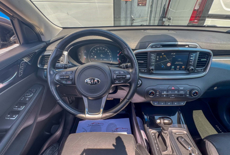 Kia SORENTO 7 places 2.2 CRDI 200 cv ISG ULTIMATE 4X4 4WD BVA Toit ouvrant Caméra CarPlay Cuir