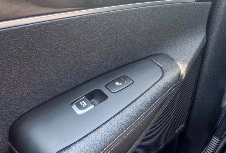 Kia SORENTO 7 places 2.2 CRDI 200 cv ISG ULTIMATE 4X4 4WD BVA Toit ouvrant Caméra CarPlay Cuir