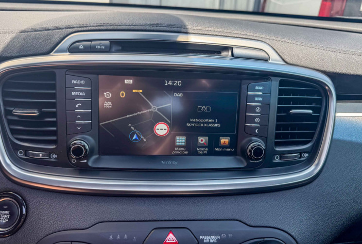 Kia SORENTO 7 places 2.2 CRDI 200 cv ISG ULTIMATE 4X4 4WD BVA Toit ouvrant Caméra CarPlay Cuir