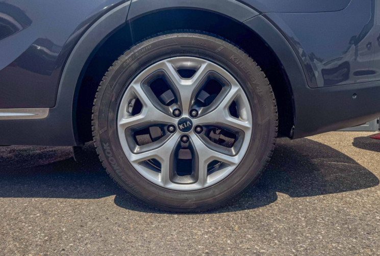Kia SORENTO 7 places 2.2 CRDI 200 cv ISG ULTIMATE 4X4 4WD BVA Toit ouvrant Caméra CarPlay Cuir
