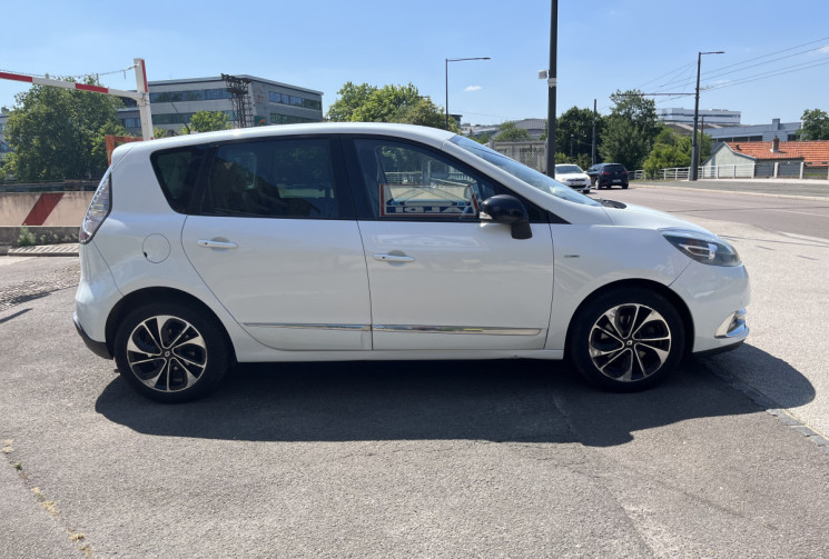 Renault GRAND SCENIC III Phase 2 1.5 dCi BOSE EDC 6 110 cv Boîte auto
