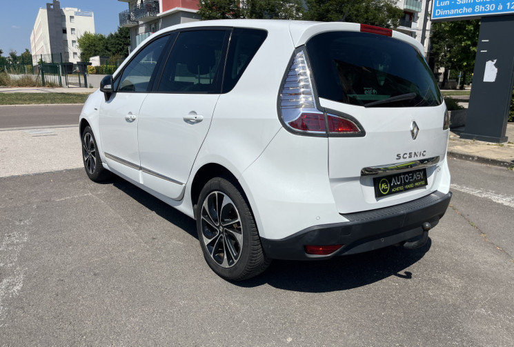 Renault GRAND SCENIC III Phase 2 1.5 dCi BOSE EDC 6 110 cv Boîte auto