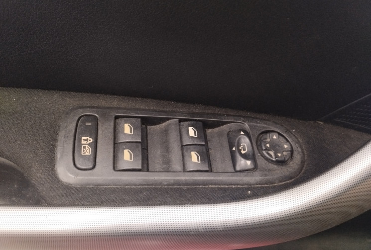 Peugeot 308 1.6 VTi 16V 120 cv Boîte auto 5P
