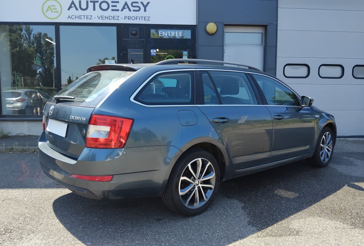 Skoda Octavia Combi 1.6 TDI 110 cv Edition Tour De France - GPS - Radars - Entretien complet