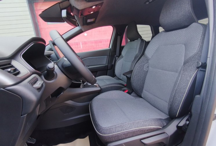 Renault Captur 1.6 E-tech Full Hybrid 145 Techno BVA NEUF 2025 / Caméra 360