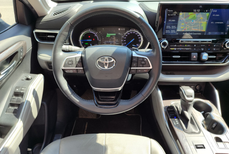 Toyota HIGHLANDER 2.5 VVT-iE  248 Hybrid 4WD LOUNGE