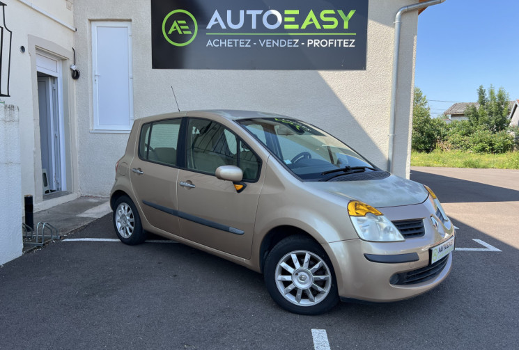 Renault MODUS 1.5 dCi 82 CH ATTELAGE 1ERE MAIN