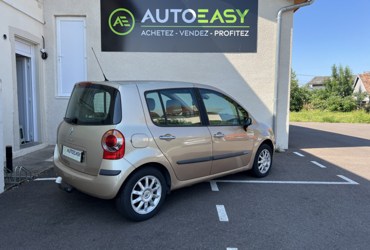 Renault MODUS 1.5 dCi 82 CH ATTELAGE 1ERE MAIN
