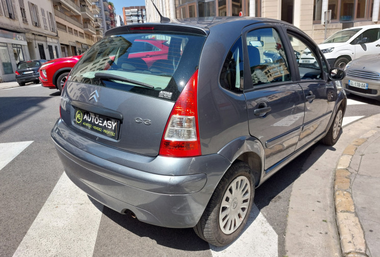 Citroën C3 1.0i 60 CH 5 PORTES DISTRI OK 1 ERE MAIN