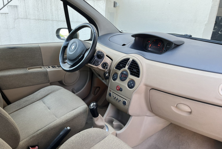 Renault MODUS 1.5 dCi 82 CH ATTELAGE 1ERE MAIN