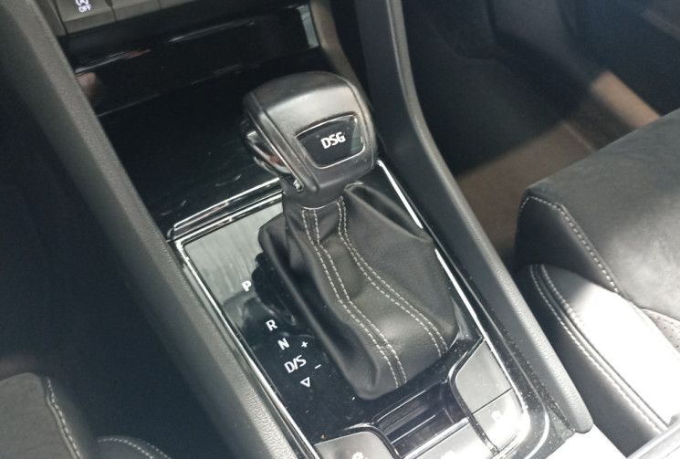 Skoda Kodiaq 2.0 TDI 150 ch – Finition Sportline – Boîte DSG7 – 7 places – Coffre de toit inclus