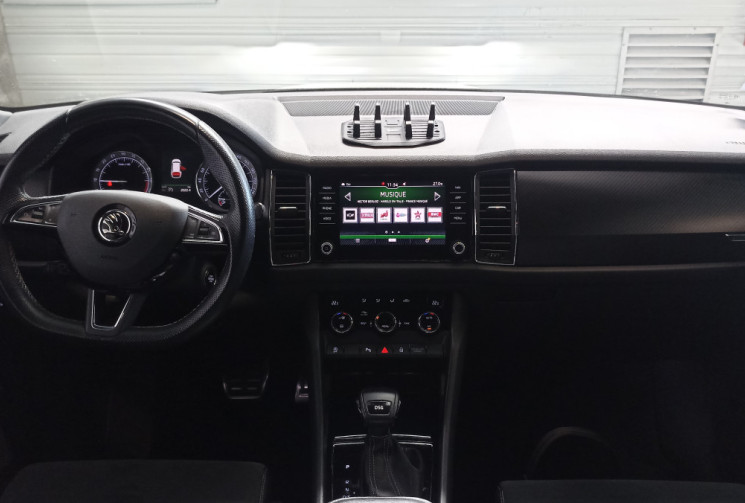 Skoda Kodiaq 2.0 TDI 150 ch – Finition Sportline – Boîte DSG7 – 7 places – Coffre de toit inclus