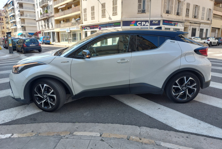 Toyota C-HR 1.8l HYBRID 184 ch EDITION TEAM DEUTSCHLAND 48500 KMS