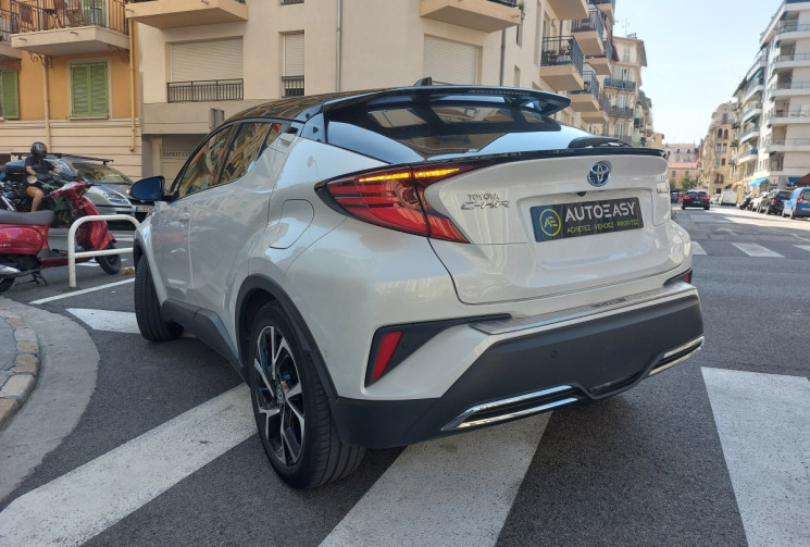 Toyota C-HR 1.8l HYBRID 184 ch EDITION TEAM DEUTSCHLAND 48500 KMS