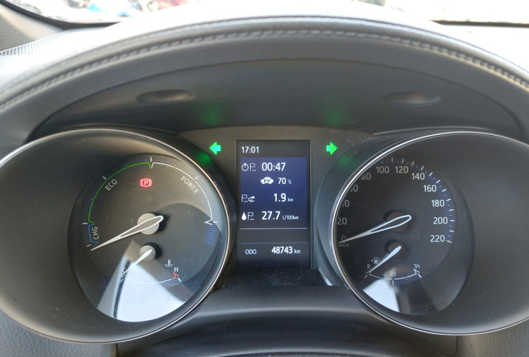 Toyota C-HR 1.8l HYBRID 184 ch EDITION TEAM DEUTSCHLAND 48500 KMS