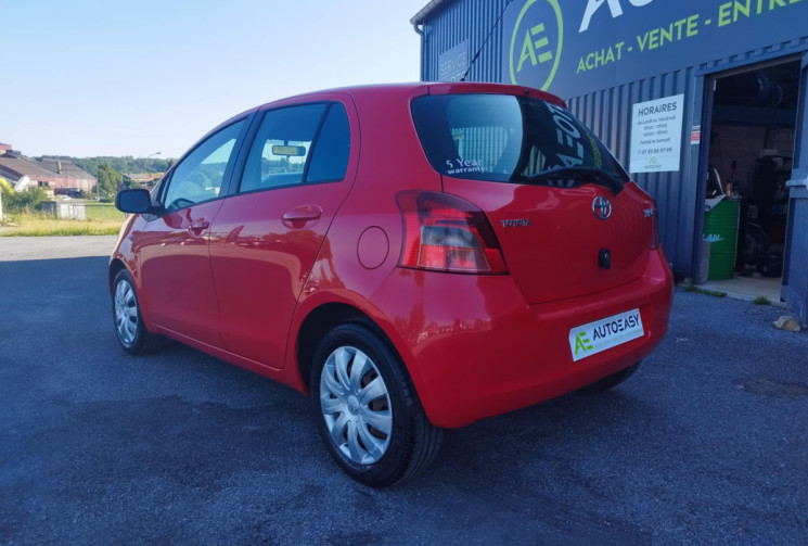 Toyota Yaris 1.3 VVT-I 87 CH 5 PORTES TBE