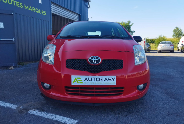 Toyota Yaris 1.3 VVT-I 87 CH 5 PORTES TBE