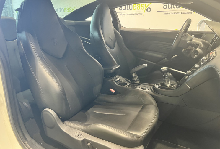 Peugeot RCZ 2.0 HDI 163 CH DISTRIBUTION NEUVE