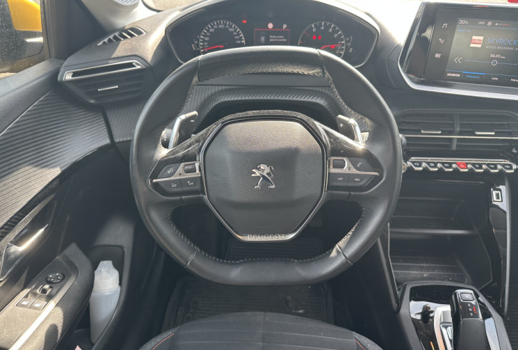 Peugeot 208 1.2 PureTech  EAT8 S&S 100 ACTIVE