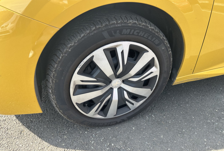 Peugeot 208 1.2 PureTech  EAT8 S&S 100 ACTIVE