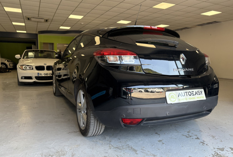 Renault Megane 1.6 l 130 cv coupe bose  