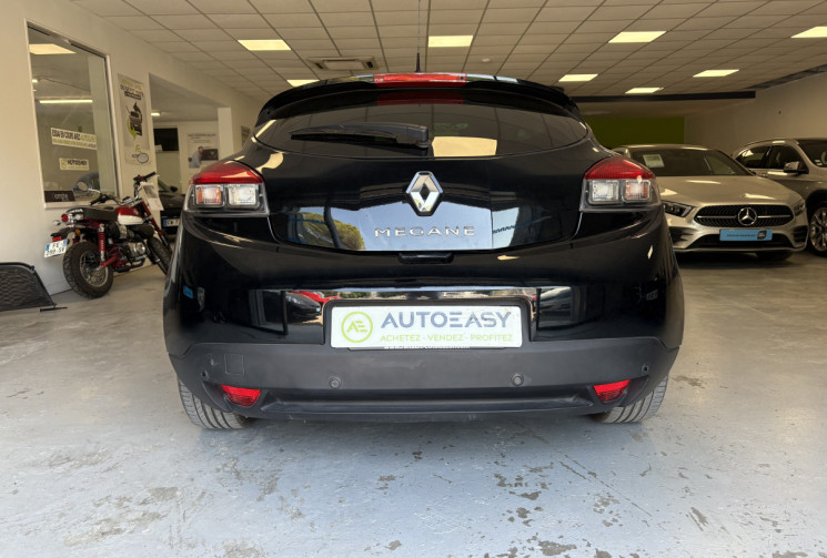 Renault Megane 1.6 l 130 cv coupe bose  