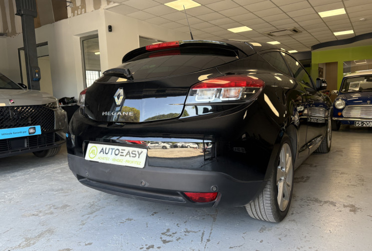 Renault Megane 1.6 l 130 cv coupe bose  