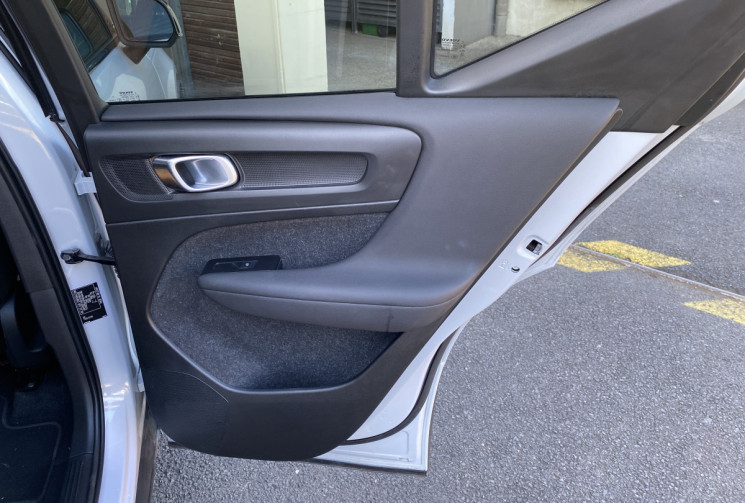 Volvo XC40  T4 1.5 Plug in Hybrid DCT7 129 cv R-DESIGN