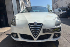 Alfa Romeo GIULIETTA 2.0 JTDm 150 cv origine France 3eme Main CUIR / CLIM / DETECTEUR AV AR / GPS /