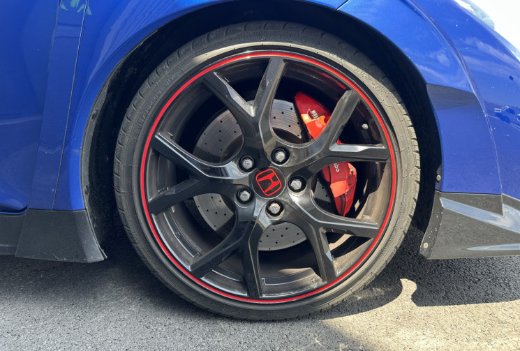 Honda Civic FK2 Type R 2.0 i-VTEC 310 cv - Échappement Invidia - Historique complet