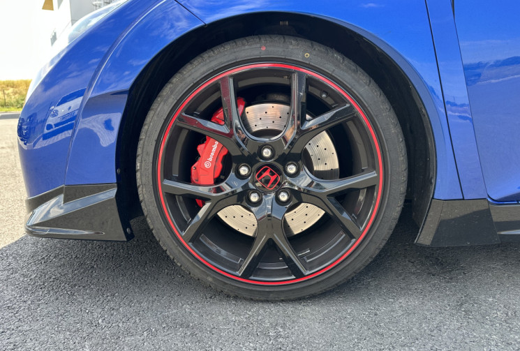 Honda Civic FK2 Type R 2.0 i-VTEC 310 cv - Échappement Invidia - Historique complet