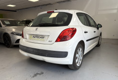 Peugeot 207 1.4 l 70 CV Distribution et embrayage neuf