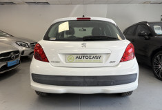 Peugeot 207 1.4 l 70 CV Distribution et embrayage neuf