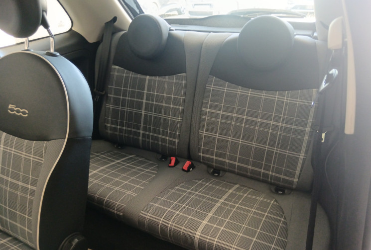 FIAT 500 FINITION LOUNGE 1.2I 70CV ENTRETIEN A JOUR EXCELLENT ETAT TOIT PANO VO GARANTI 6 MOIS