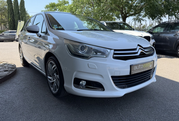 Citroën C4 1.6 e-HDi 112 cv Exclusive / Distribution et vidange à jour / Toit Panoramique