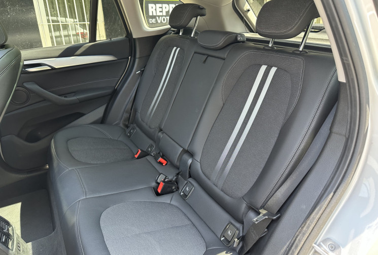 BMW X1 (F48) 25eA xDRIVE 220 PLUG IN SPORT LINE * ENTRETIEN BMW * ATTELAGE * GARANTIE 6 MOIS