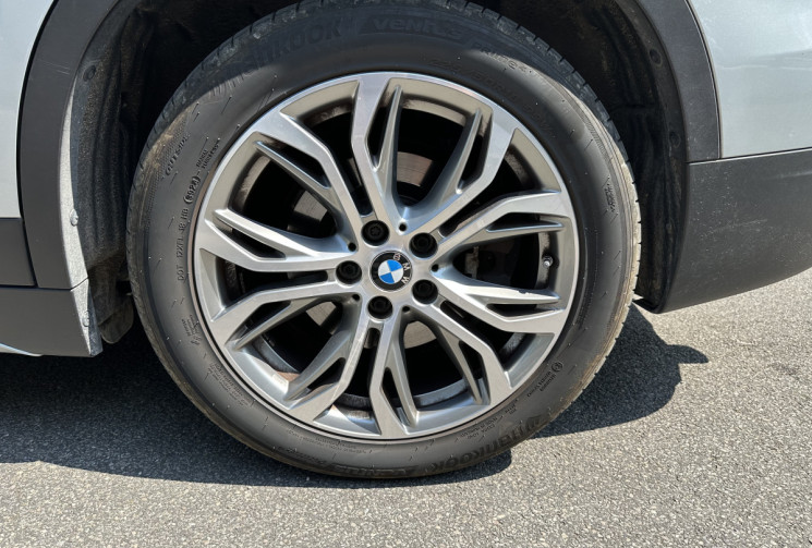 BMW X1 (F48) 25eA xDRIVE 220 PLUG IN SPORT LINE * ENTRETIEN BMW * ATTELAGE * GARANTIE 6 MOIS