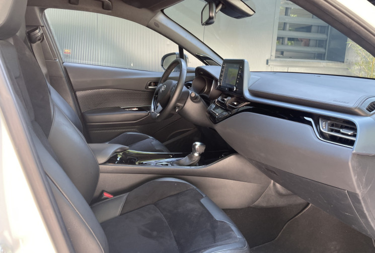 Toyota C-HR 2.0 Hybrid 184h Collection 2WD E-CVT * Seulement 18200km !!!!