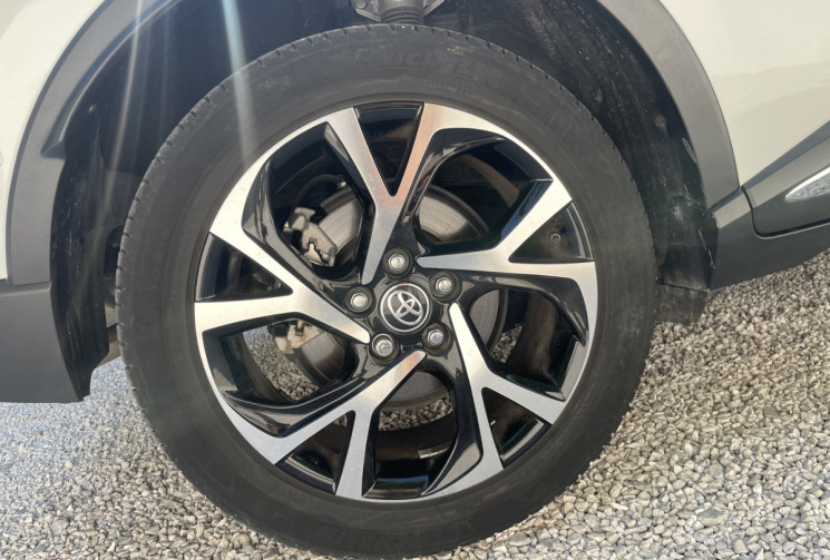 Toyota C-HR 2.0 Hybrid 184h Collection 2WD E-CVT * Seulement 18200km !!!!
