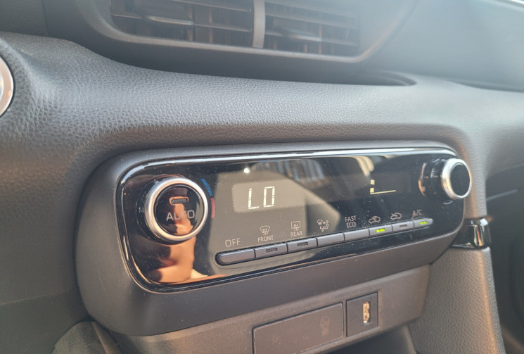 Toyota Yaris IV 116H HYBRIDE DESIGN BVA