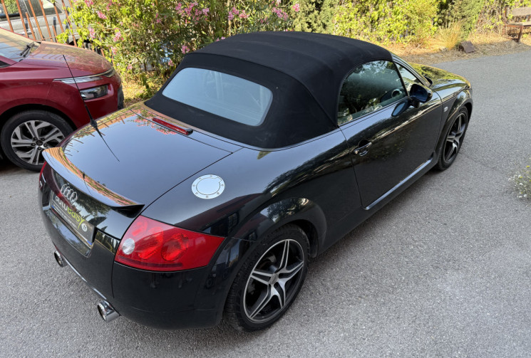 Audi TT ROADSTER 1.8 i Turbo 180cv / Suivi d’entretiens / Distribution à jour / Bose